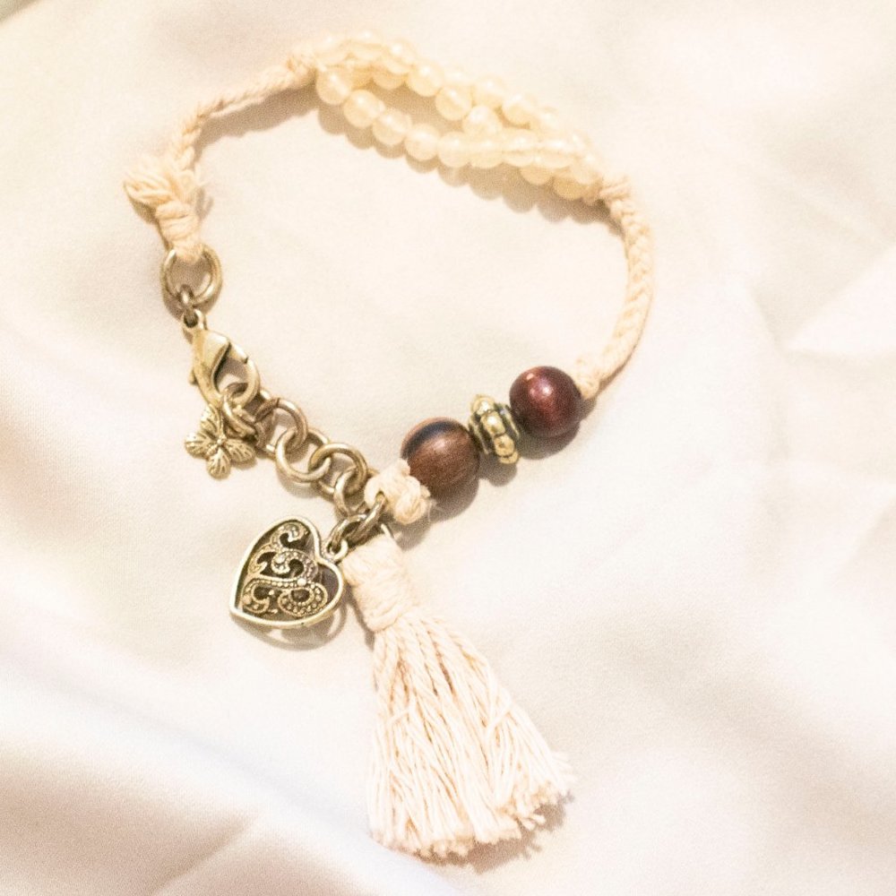 Boutique Natural Rope Bronze Charm Heart Butterfly Bohemian Wood Bead Bracelet - Picture 7 of 12